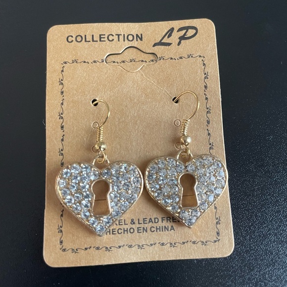 Crystal heart earrings - Picture 5 of 8